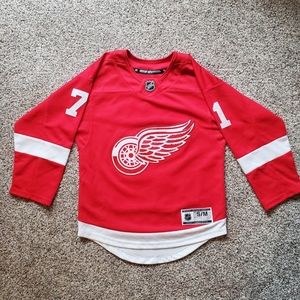 NHL Youth Detroit Red Wings Dylan Larkin #71 Premier Home Jersey Small/Medium